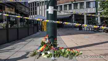 Schüsse in Club in Oslo - Gedenken für Opfer am Brandenburger Tor