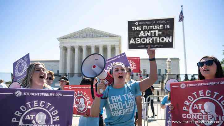 Goodbye Roe v. Wade: Pro-Life Evangelicals Celebrate the Ruling They've Waited For