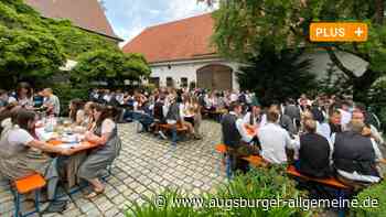 Aichach-Friedberg/Dachau: "Zamgricht" bringt junge Leute in Dirndl und Lederhose zum Tanzen | Aichacher Nachrichten - Augsburger Allgemeine