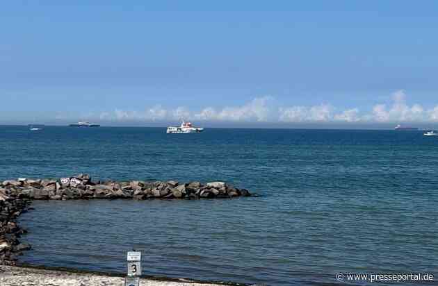 FW-PLÖ: Vermisste Schwimmer in Wisch - Große Suchaktion von Hilfsorganisationen am Strand von Heidkate.