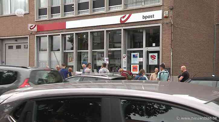 Actiegroep Leefmilieu Rupelstreek protesteert tegen opvullen Bego-put in Niel