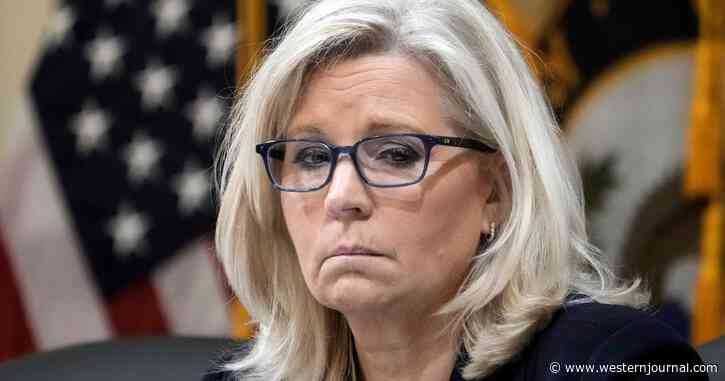 Desperate Liz Cheney's New Re-Election Strategy Has Both Parties Confused
