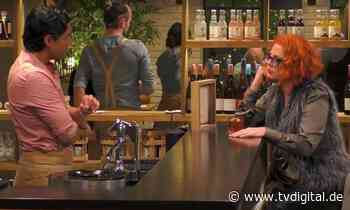 Barbara Schöneberger hot auf Barkeeper – der sie nicht (er)kennt - TV Digital