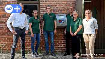 Sehnde Klein Lobke: Volksbank spendet Defibrillator an Schützenverein - HAZ