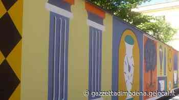 Carpi. Il murale “Carp est” trasforma e abbellisce via Bellentanina - La Gazzetta di Modena