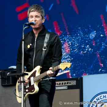 Noel Gallagher makes fans wait for Oasis songs at Glastonbury