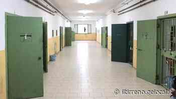 Follia in carcere a Pisa: detenuta aggredisce poliziotta con un estintore - Il Tirreno