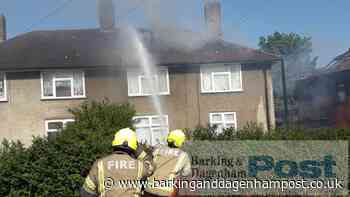 Dagenham: Houses alight on Easebourne Road - Barking and Dagenham Post