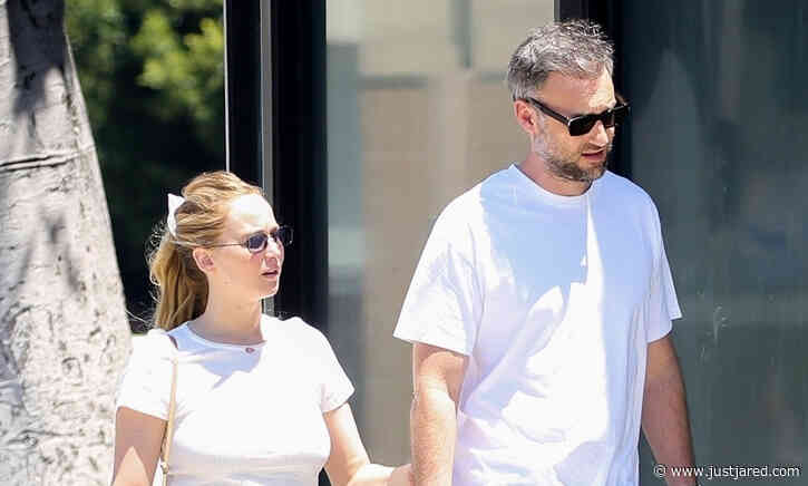 Jennifer Lawrence Spotted House Hunting in Bel-Air with Husband Cooke Maroney