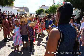 Com muito forró, rede municipal de Juazeiro entra em recesso escolar - Carlos Britto