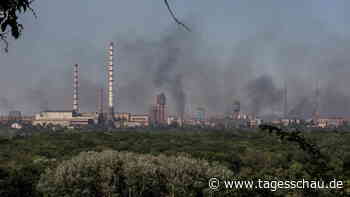 Ukraine-Liveblog: ++ Evakuierung von Chemiewerk geht weiter ++