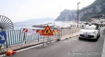 Capri, riaperto a doppio senso il tratto di strada dell'incidente del bus - ilmattino.it