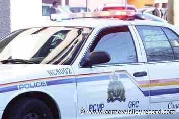 Two charged after armed robbery of Duncan cell store - Comox Valley Record