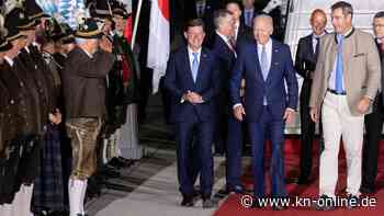 Spott über bayerischen Empfang: Biden bekommt Trachtendekolletés und Lederhosen zu sehen