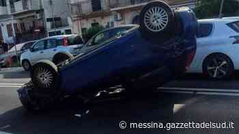 Messina, incidente sulla litoranea. Auto si ribalta dopo uno scontro - Gazzetta del Sud - Edizione Messina