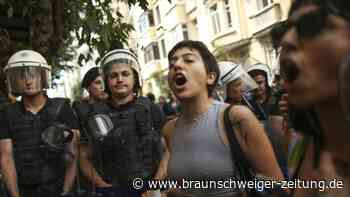 Festnahmen bei verbotener "Pride Parade" in Istanbul