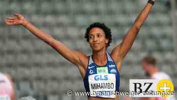 Malaika Mihambo feiert und Christoph Harting hadert