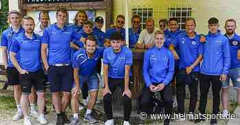 Kicker des ESV Freilassing schwitzen für den Start in die neue Saison - Heimatsport.de