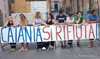 “Catania si rifiuta”, cittadini in strada contro il malgoverno della città – VIDEO INTERVISTE - NewSicilia