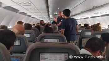 Genova, due passeggeri di troppo: polizia a bordo dell’aereo per Catania - Il Secolo XIX