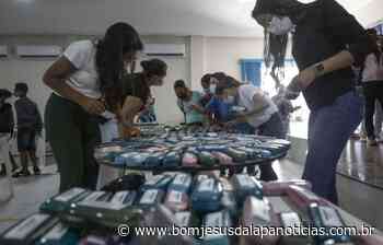 Bom Jesus da Lapa inicia a entrega de óculos e próteses a pacientes contemplados na Feira Cidadã - Notícias da Lapa
