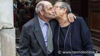 Sposi da 57 anni: nozze di azalea tra Pasquale Turdò e Angela Maria Del Re - Termoli Online