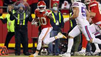 Chiefs' Trey Smith doesn't blame Tyreek Hill for leaving Kansas City: 'I'll never blame a guy to get paid'