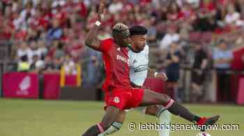 Priso's late goal lifts Toronto FC over Atlanta 2-1 - Lethbridge News Now