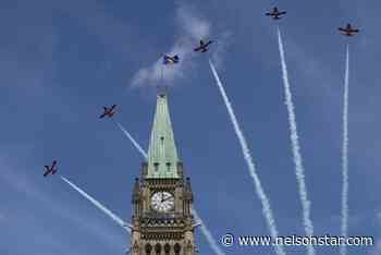 Technical issue temporarily stops Canadian Forces Snowbirds from flight performances - Nelson Star