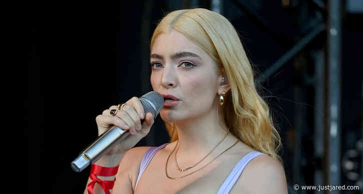 Lorde Debuts New Blonde Hair While Performing at Glastonbury Festival 2022