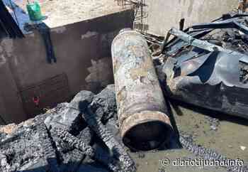 Estallan minas de gas y consumen dos casas en Playas de Rosarito - Diario Tijuana