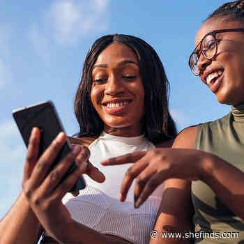 iPhone Hacks 20-Year-Olds Know From TikTok That Boomers Should Learn - SheFinds