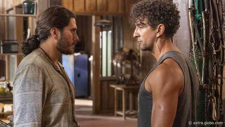 Em 'Pantanal', Trindade enfrenta José Lucas por causa de Irma: 'Tá com ciúme até do que nunca foi teu?' - Extra
