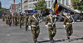 Militaire parade op Grote Markt voor bevelsoverdracht binnen 29ste Bataljon Logistiek - Het Laatste Nieuws