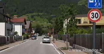 Vipiteno, parcheggi per frenare le auto troppo veloci - Alto Adige
