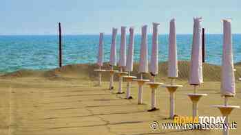 Malore in spiaggia, morto turista romano