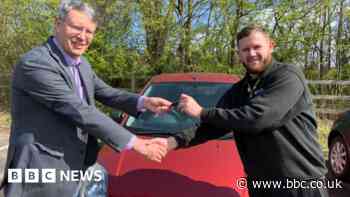 Warwickshire students get to practise on dangerous cars