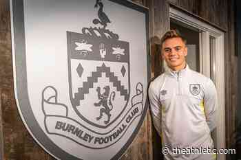 Burnley sign MK Dons midfielder Scott Twine on four-year deal - The Athletic
