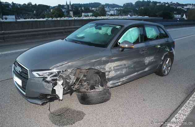 POL-SI: PKW schleudert auf HTS in Leitplanke - Führerschein aufgrund Alkohol weg #polsiwi