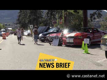 Car enthusiast's dream along Lakeshore Drive in Penticton with the Peach City Beach Cruise - Penticton News - Castanet.net