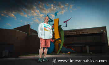 'Scherzo' sculpture installed at Marshalltown Performing Arts Center - Marshalltown Times Republican