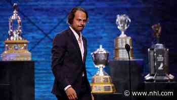 Matthews wins Hart, Lindsay awards, laments Maple Leafs playoff woes - NHL.com