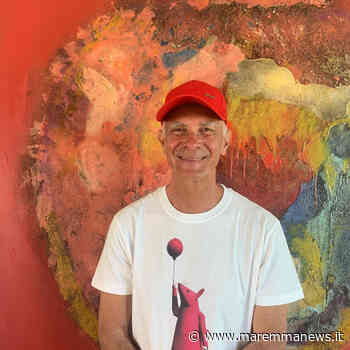 Biennale dello Scarto: tutti vestiti di rosso in piazza Dante a Grosseto - MaremmaNews