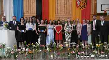 Empfehlung an die HCA-Abiturienten: Aus Steinen im Weg etwas Schönes bauen - Onetz.de