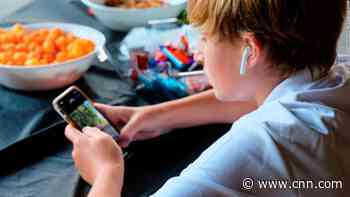 Instagram is testing AI that verifies your age with a selfie scan. It's not perfect