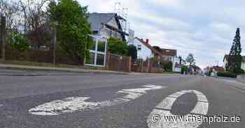 Schneiderstraße: Verwaltung stellt Pläne bei Ortstermin vor - Queichheim - Rheinpfalz.de