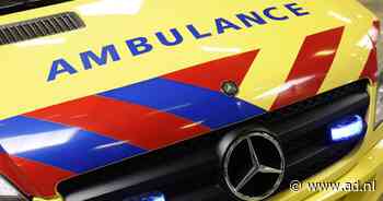 Automobilist omgekomen bij botsing tegen boom op N280 in Weert - AD.nl