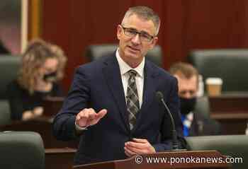 Lacombe-Ponoka MLA Ron Orr endorses Travis Toews in UCP leadership race
