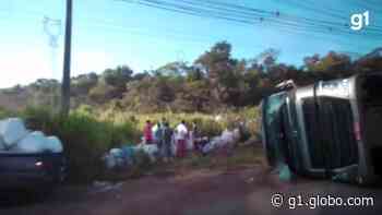 VÍDEO: Carreta tomba na PA-481 em Barcarena - Globo