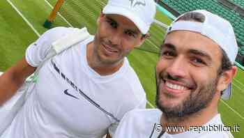 Wimbledon, Berrettini e Nadal si allenano sul Centrale per testare l'erba inglese - la Repubblica